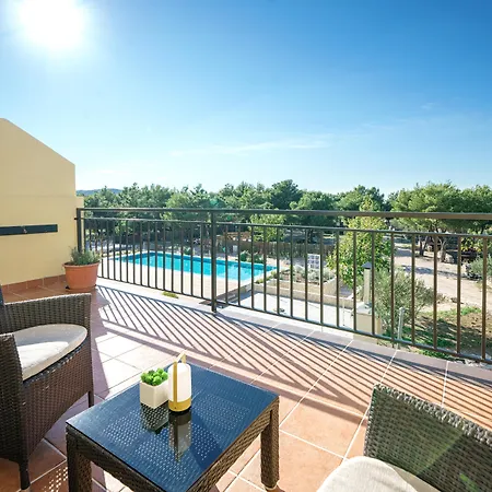 Hotel Vrata Krke Lozovac