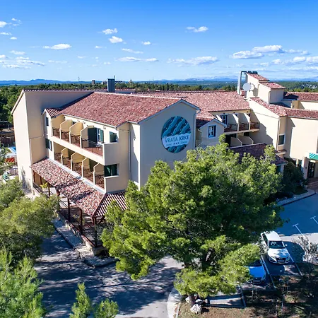 Vrata Krke 4* Lozovac