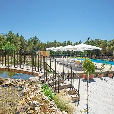 Vrata Krke Hotel