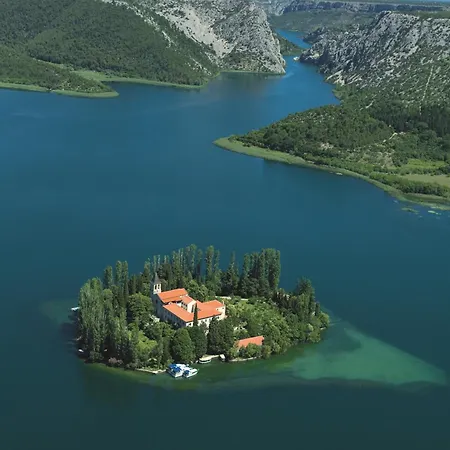 Vrata Krke Hotel Lozovac