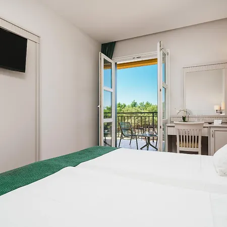 Hotell Vrata Krke Lozovac