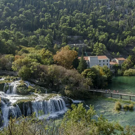 Vrata Krke Hotel