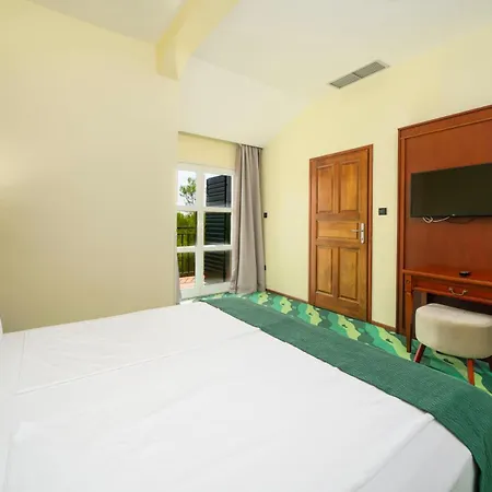 Vrata Krke Hotel Lozovac