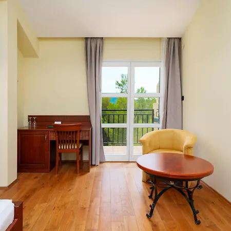 Vrata Krke Hotel
