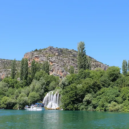 Vrata Krke Lozovac