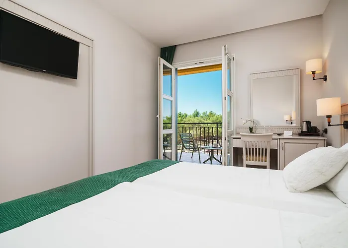 Hotell Vrata Krke Lozovac