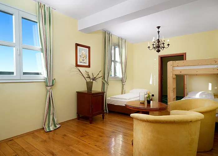 Vrata Krke Hotell Lozovac