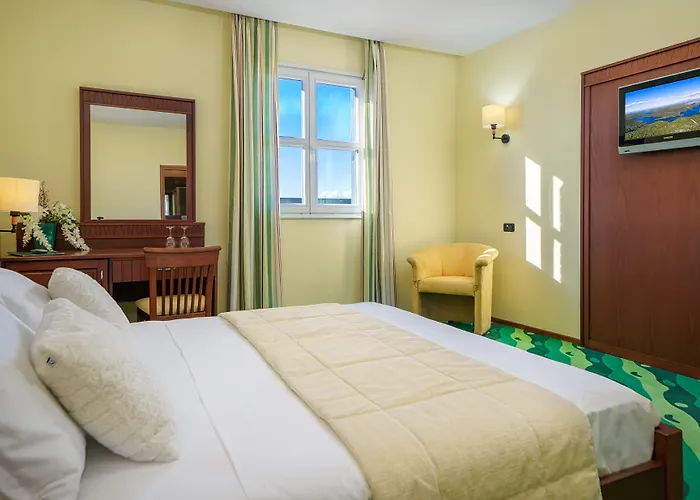 Vrata Krke Hotel Lozovac